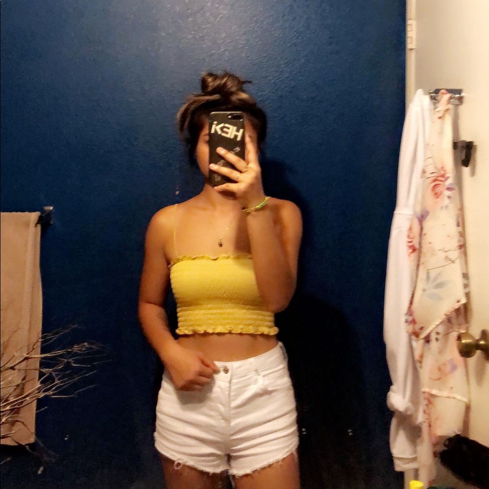 FOREVER 21 RUFFLE CROP TOP - Picture 3 of 3